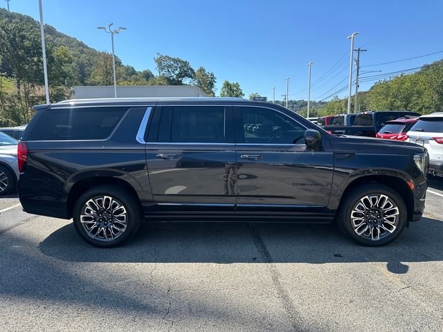 2023 Gmc Yukon XL Denali Ultimate photo 3