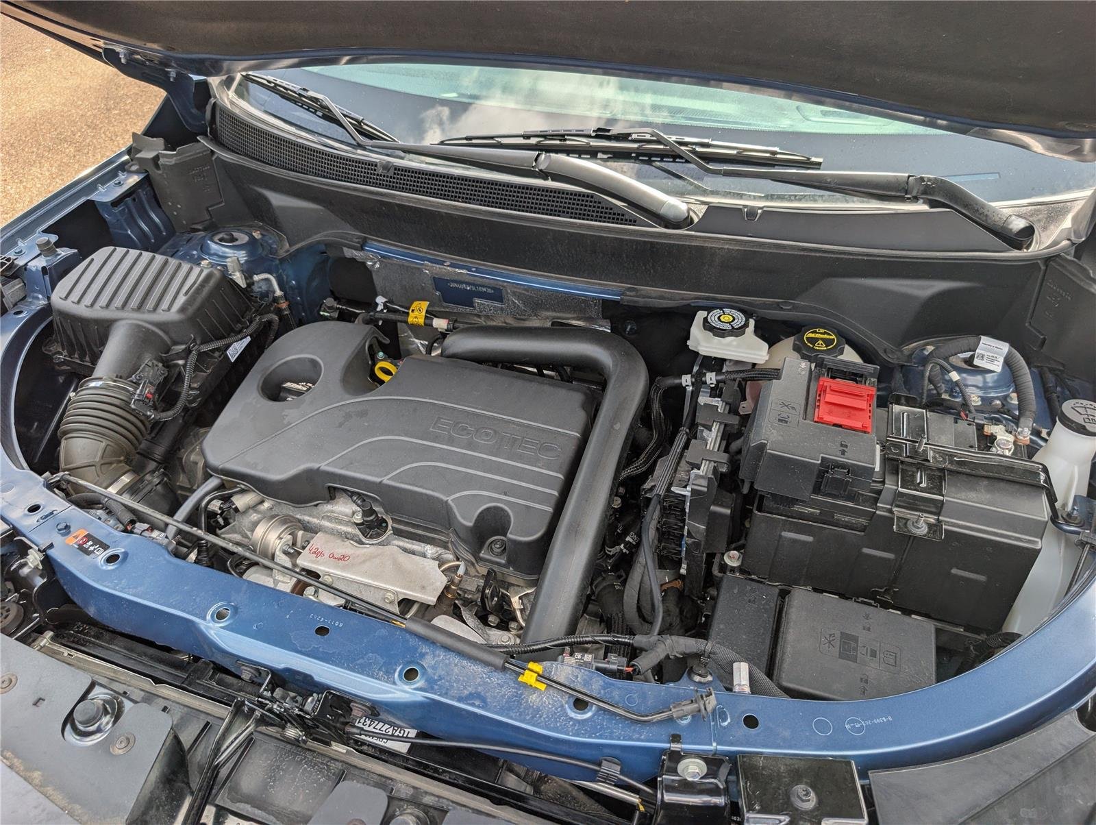 Certified Used 2025 Lakeshore Blue Metallic Chevrolet LT image 37