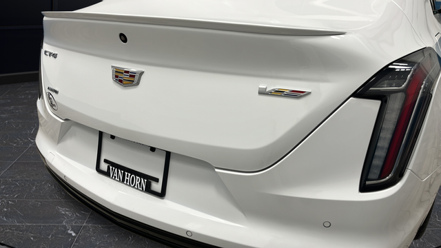 Used 2020 White Cadillac V-Series image 38