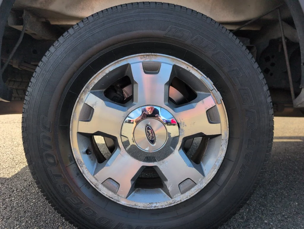 Used 2010 Silver Ford FX4 image 12