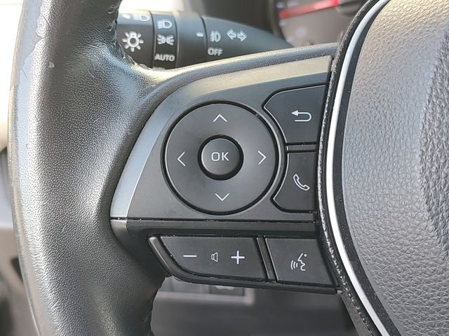Used 2019 Gray Toyota XLE Premium image 21