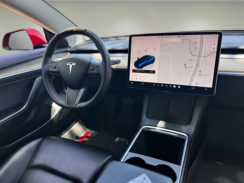 Used 2022  Tesla Long Range image 7