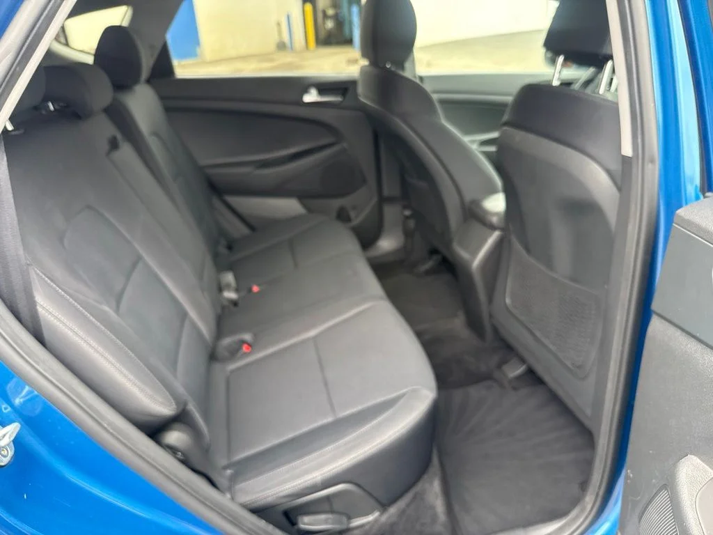 Used 2020 Aqua Blue Hyundai Value image 38
