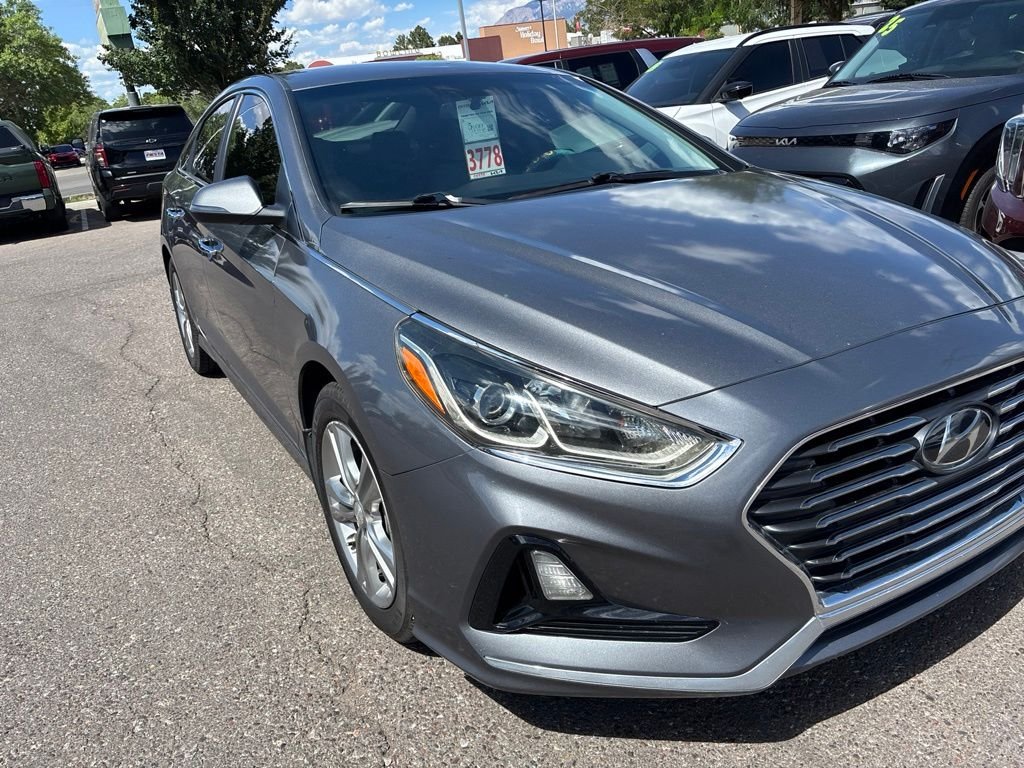 Used 2018 Gray Hyundai SEL image 6