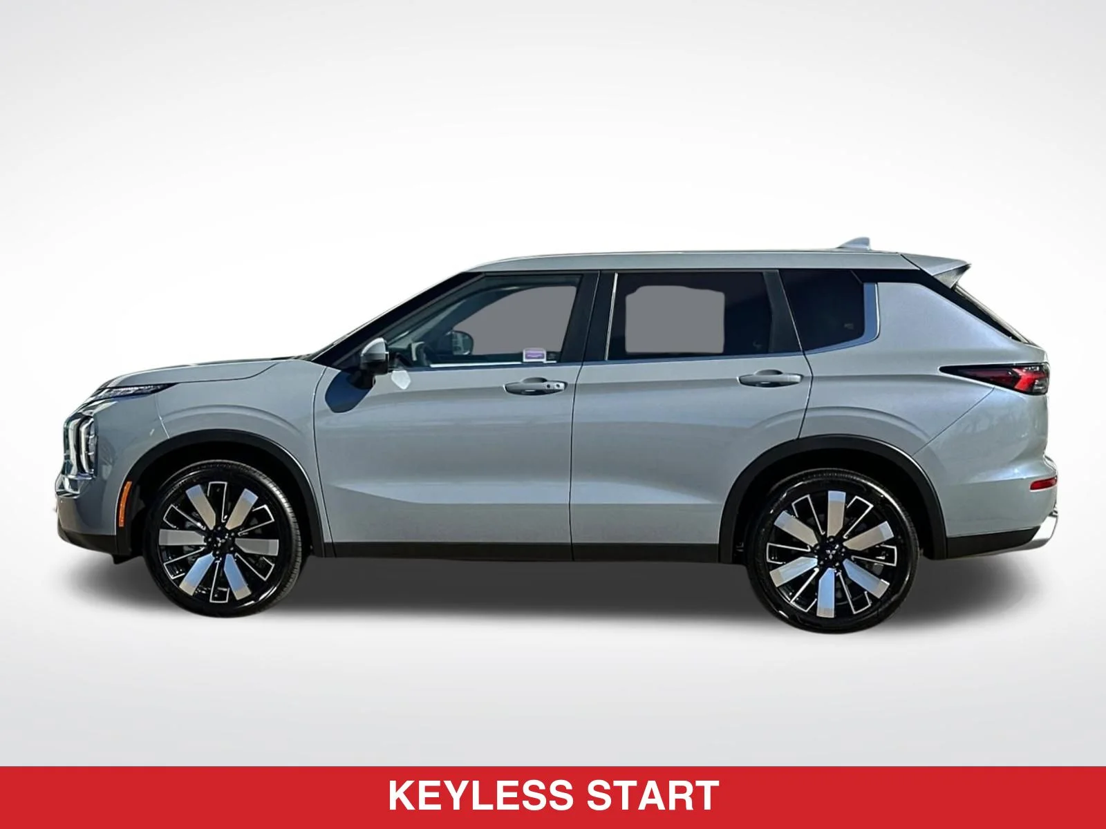 New 2026 Gray Mitsubishi SE image 8