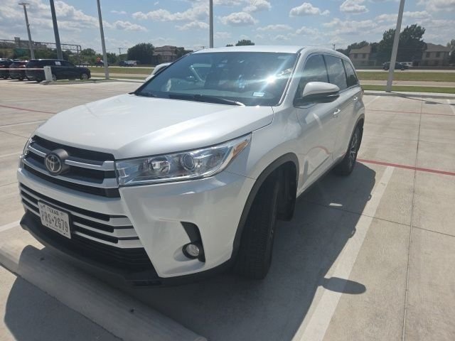 Used 2019 White Toyota LE Plus image 2