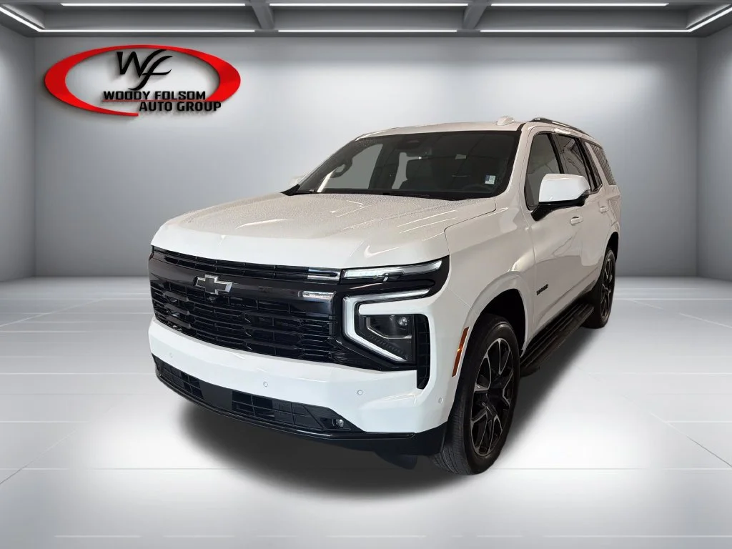 New 2026 Summit White Chevrolet RST image 3