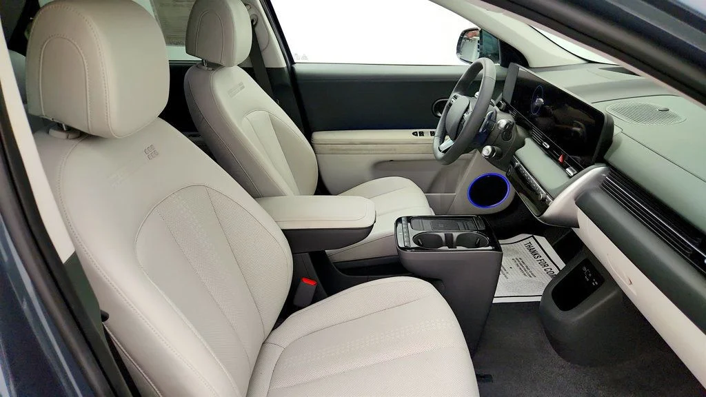 Used 2025 Digital Teal Hyundai Limited AWD *Ltd Avail* image 23