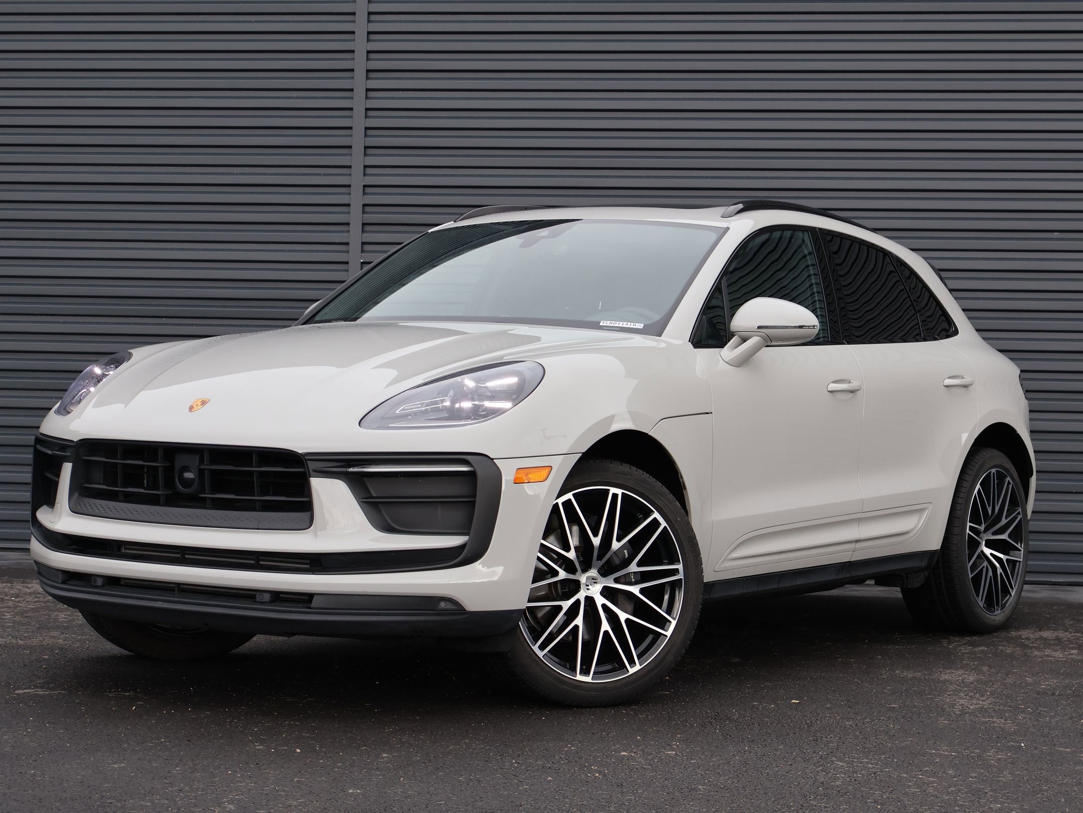 2026 Porsche Macan's photo
