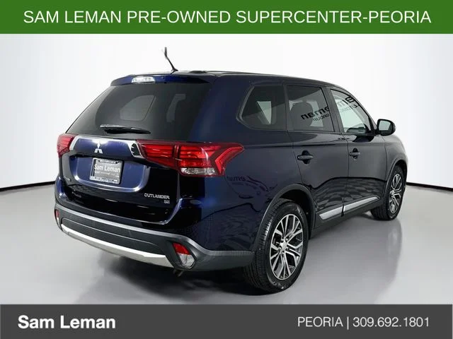 Used 2016  Mitsubishi  image 7