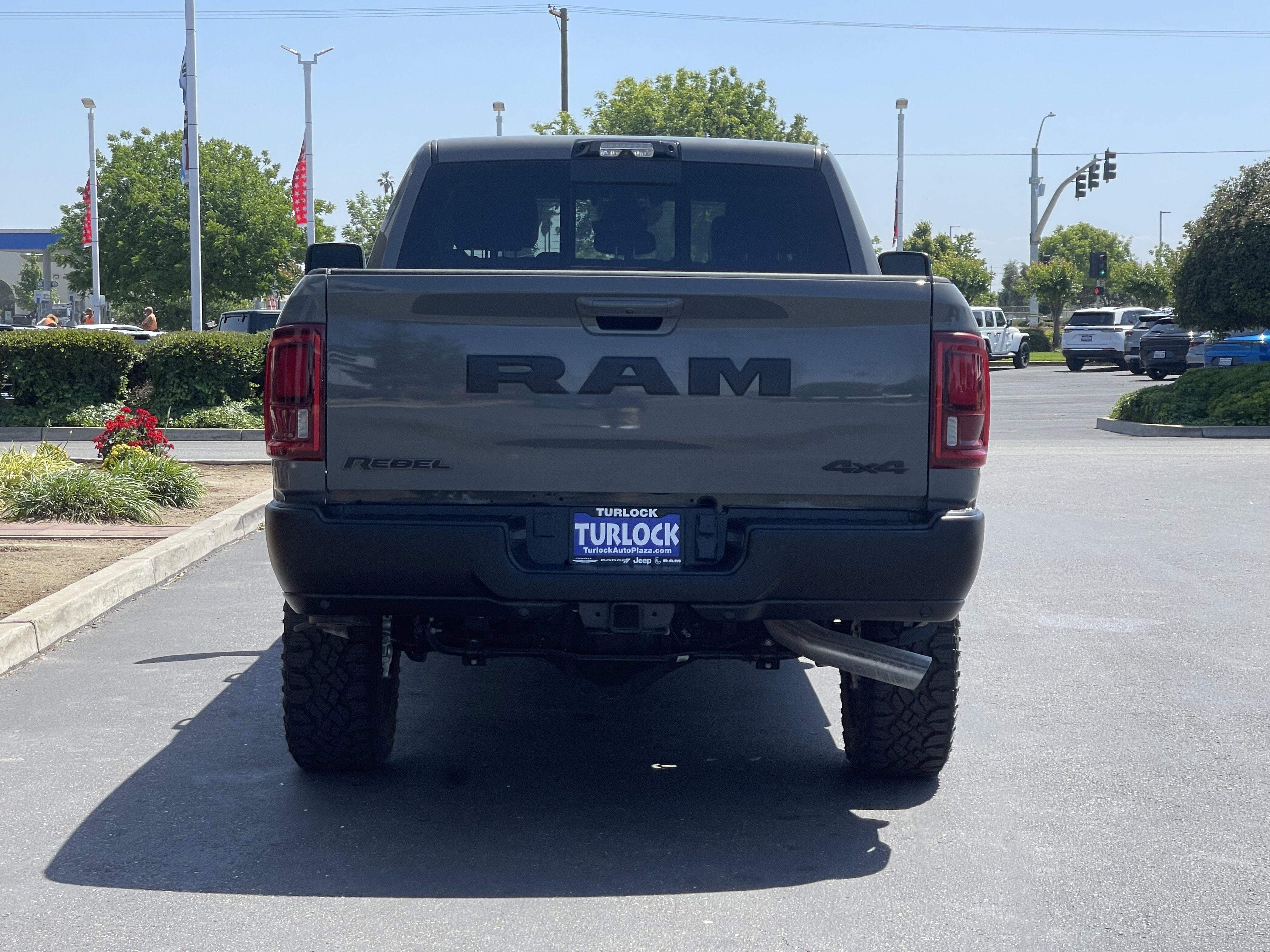 New 2026 Ceramic Gray Clear-Coat Exterior Paint RAM Rebel image 8