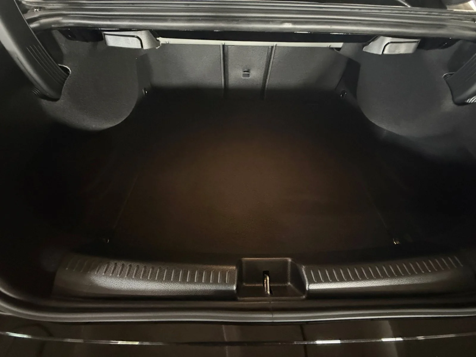 Certified Used 2025 Black Mercedes-Benz CLA 250 image 19