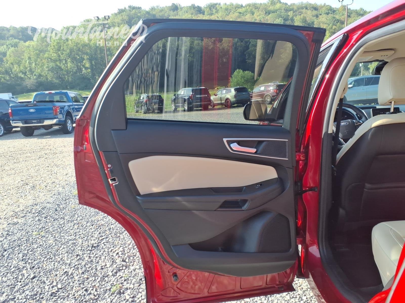 Used 2024 Rapid Red Metallic Tinted Clearcoat Ford SEL image 15