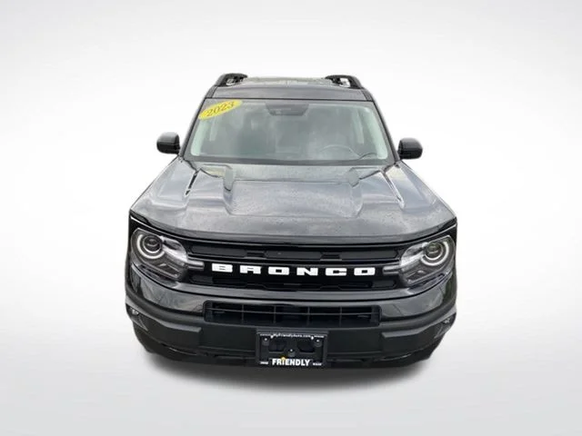 Used 2023 Black Ford Outer Banks image 10