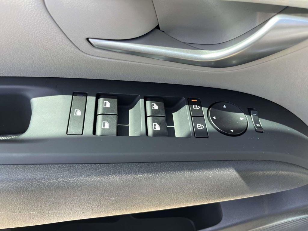 New 2026 Gray Hyundai SEL FWD image 35