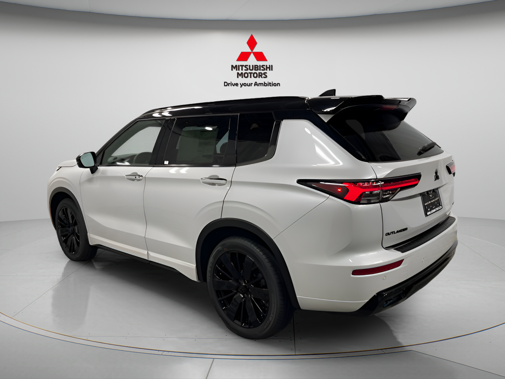 New 2026  Mitsubishi Black Edition image 4