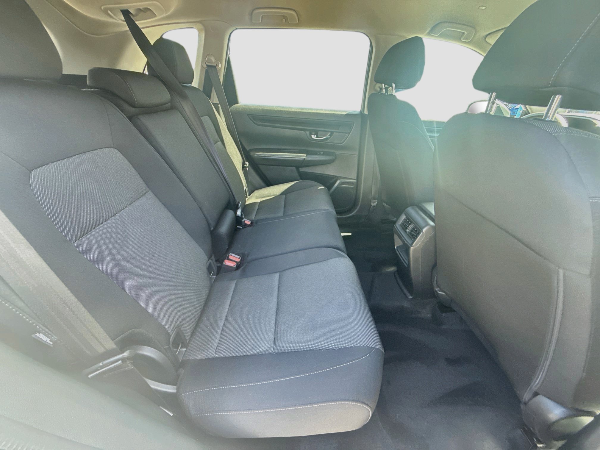 2025 Honda CR-V LX - Photo 28