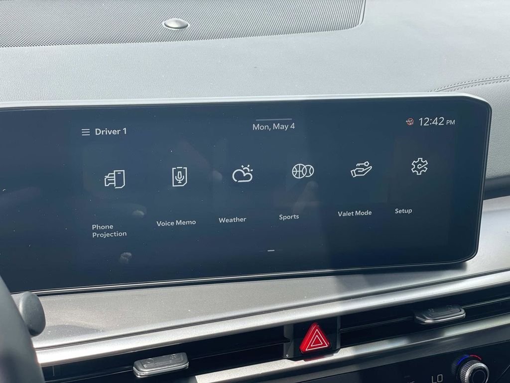 2025 Kia Sorento S - Photo 14