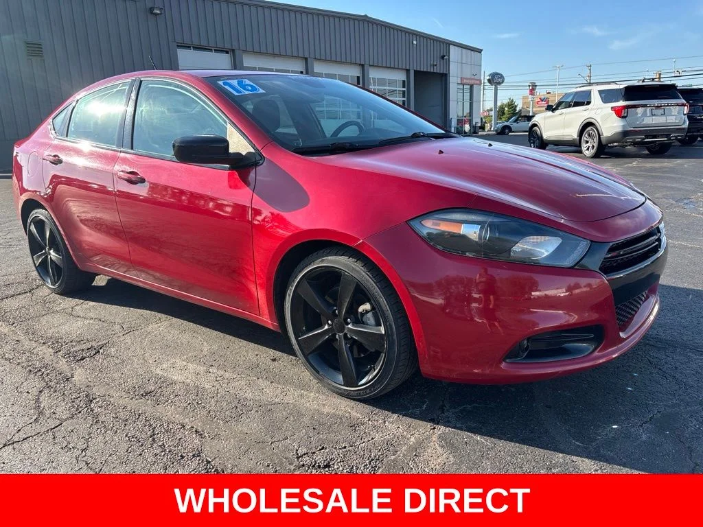 Used 2016 Red Dodge SXT image 7