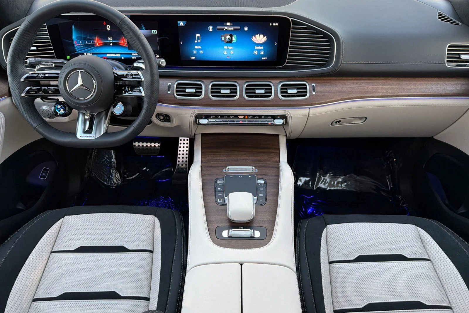 New 2026 Polar White Mercedes-Benz GLE 63 S AMG® image 11