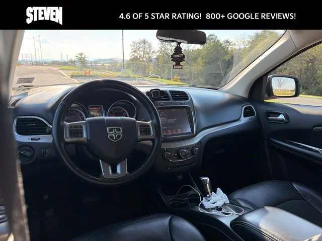 Used 2018 Green Dodge Crossroad image 12