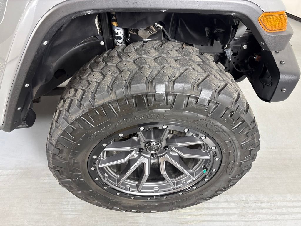 Used 2021 Gray Jeep Unlimited Rubicon 392 image 11