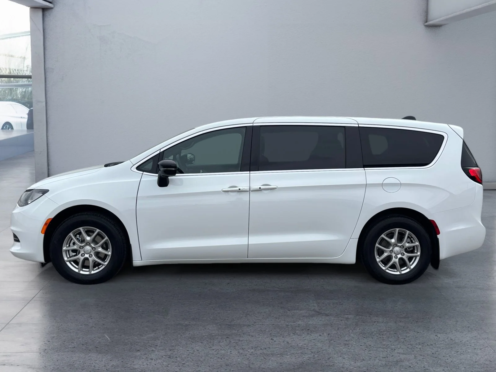 New 2027 Bright White Chrysler SXT image 2