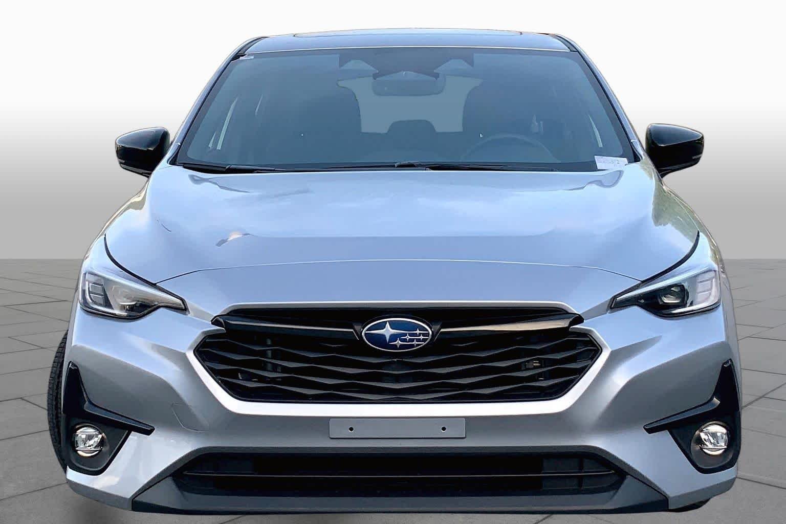 Used 2025 Ice Silver Metallic Subaru RS image 4