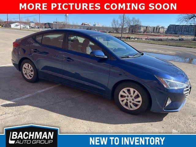 Used 2019 Hyundai Elantra SE with VIN 5NPD74LF2KH413239 for sale in Jeffersonville, IN