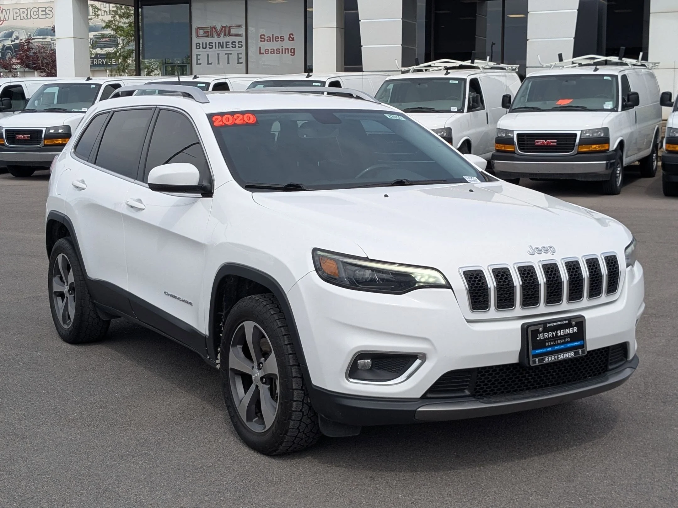 Used 2020 Bright White Clearcoat Jeep Limited image 8