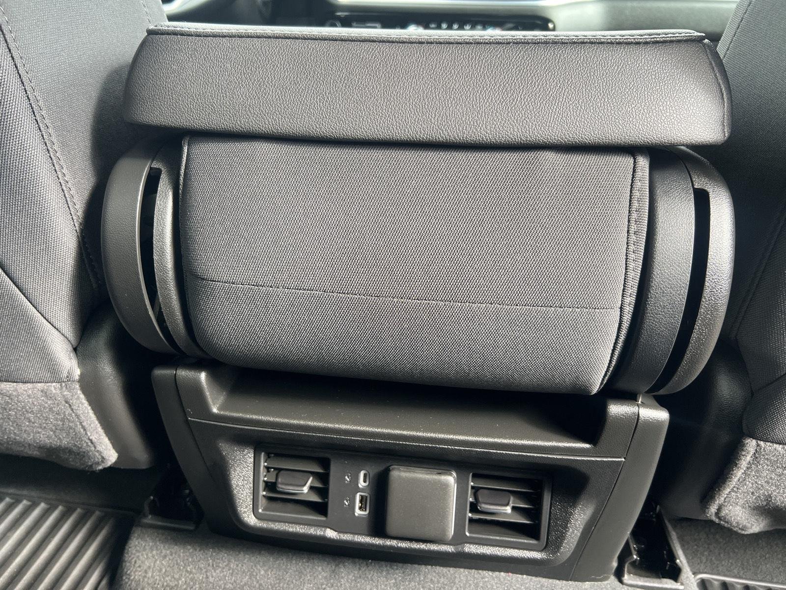 2025 GMC Sierra 1500 Elevation - Photo 17