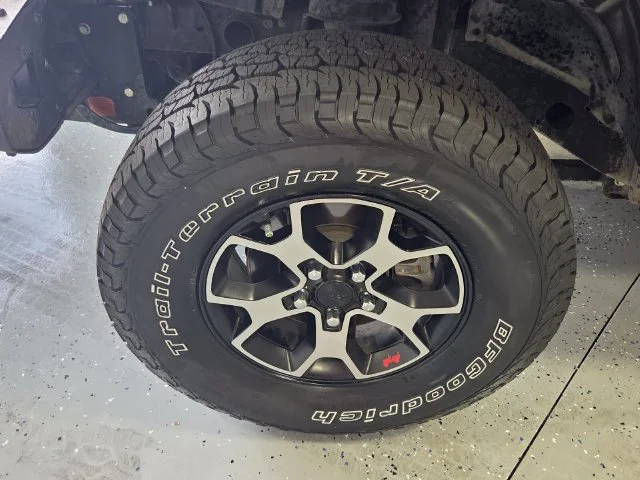 Used 2021 Black Jeep Unlimited Rubicon image 18