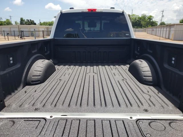 New 2026 Star White Metallic Tri-Coat Ford F-250® Lariat® image 6