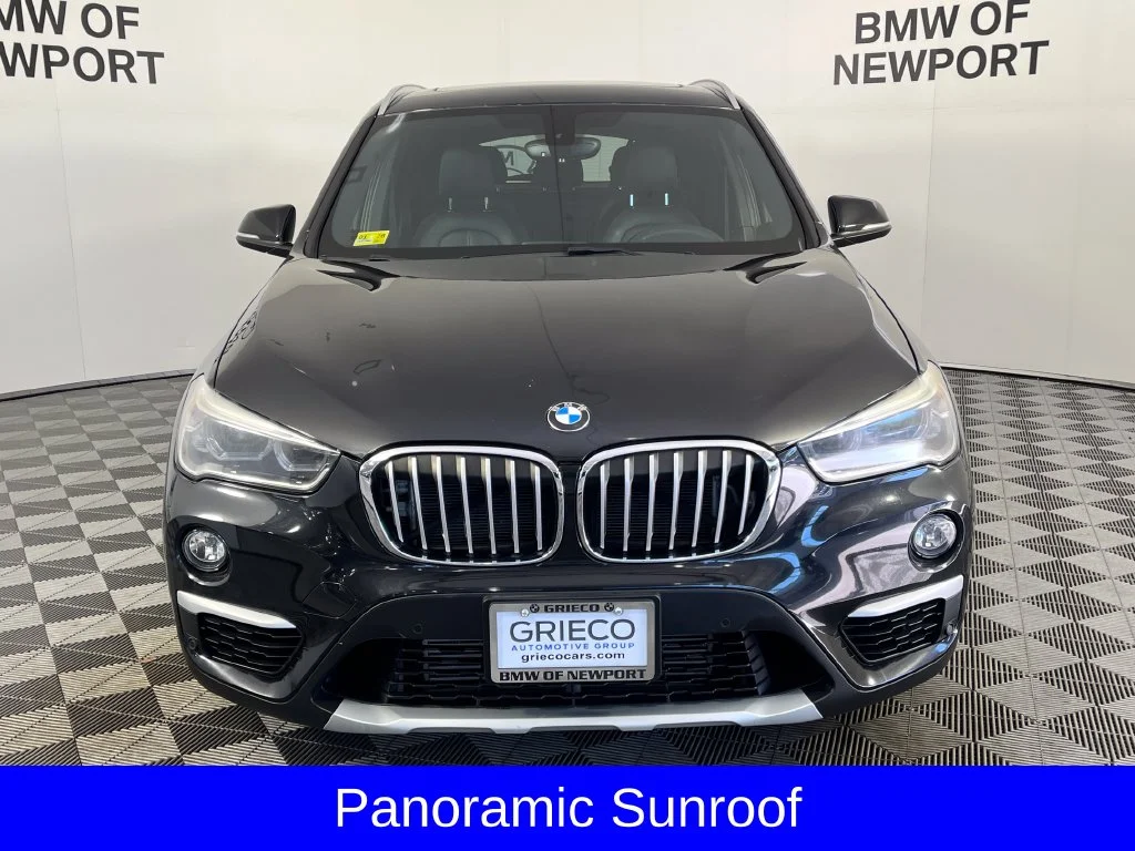 Used 2017 Black Sapphire Metallic BMW xDrive28i image 7