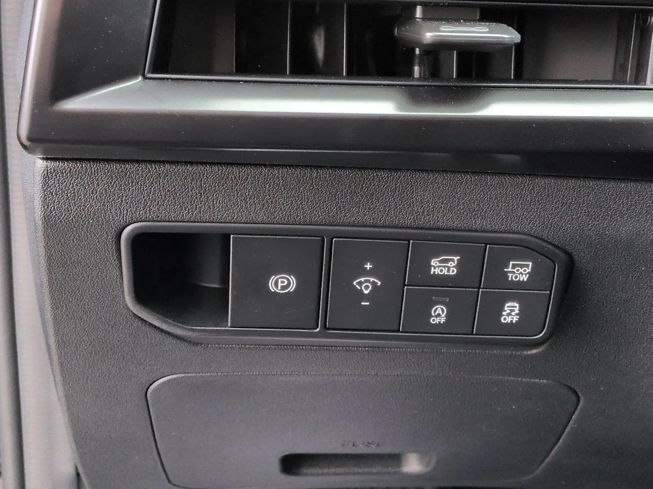 New 2027 Black Jade Green Kia X-Line EX image 18