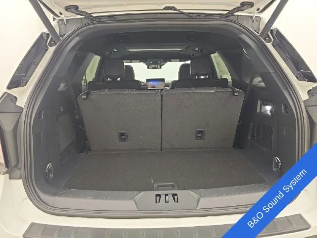 New 2026 Star White Metallic Tri-Coat Ford Tremor® image 19