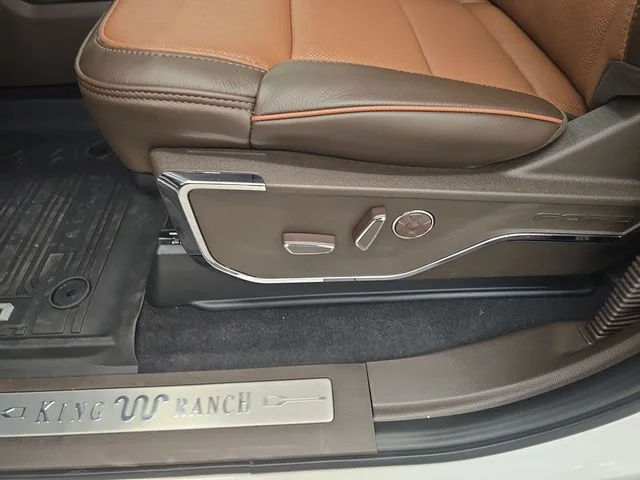 New 2026 Star White Metallic Tri-Coat Ford King Ranch® image 44