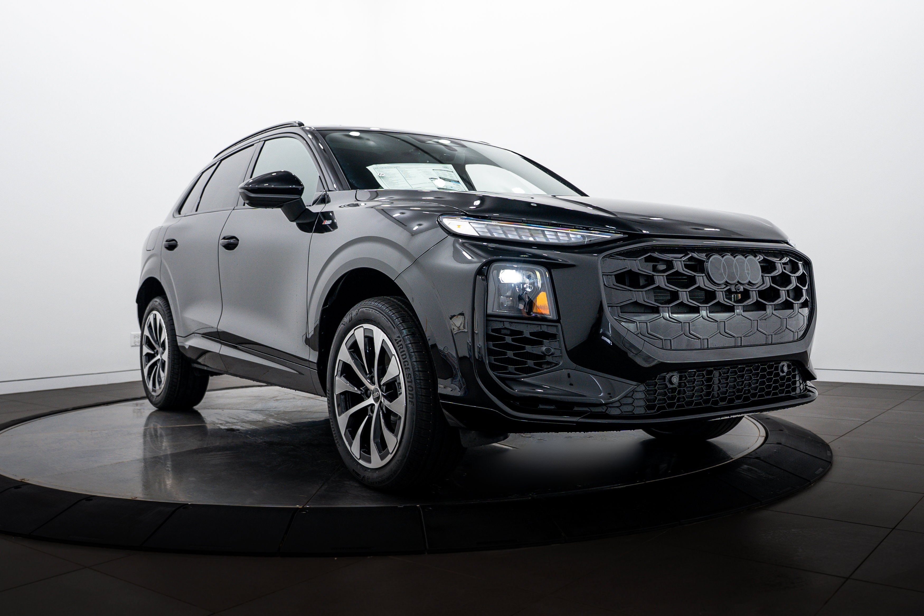2026 Audi Q3 S line quattro's photo