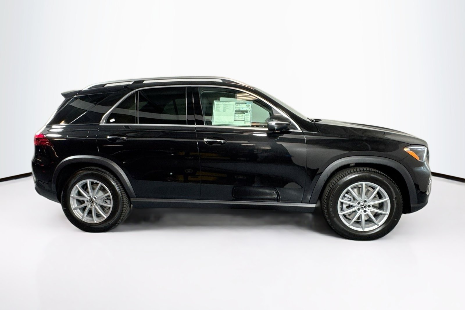 New 2026 Obsidian Black Metallic Mercedes-Benz GLE 350 image 4