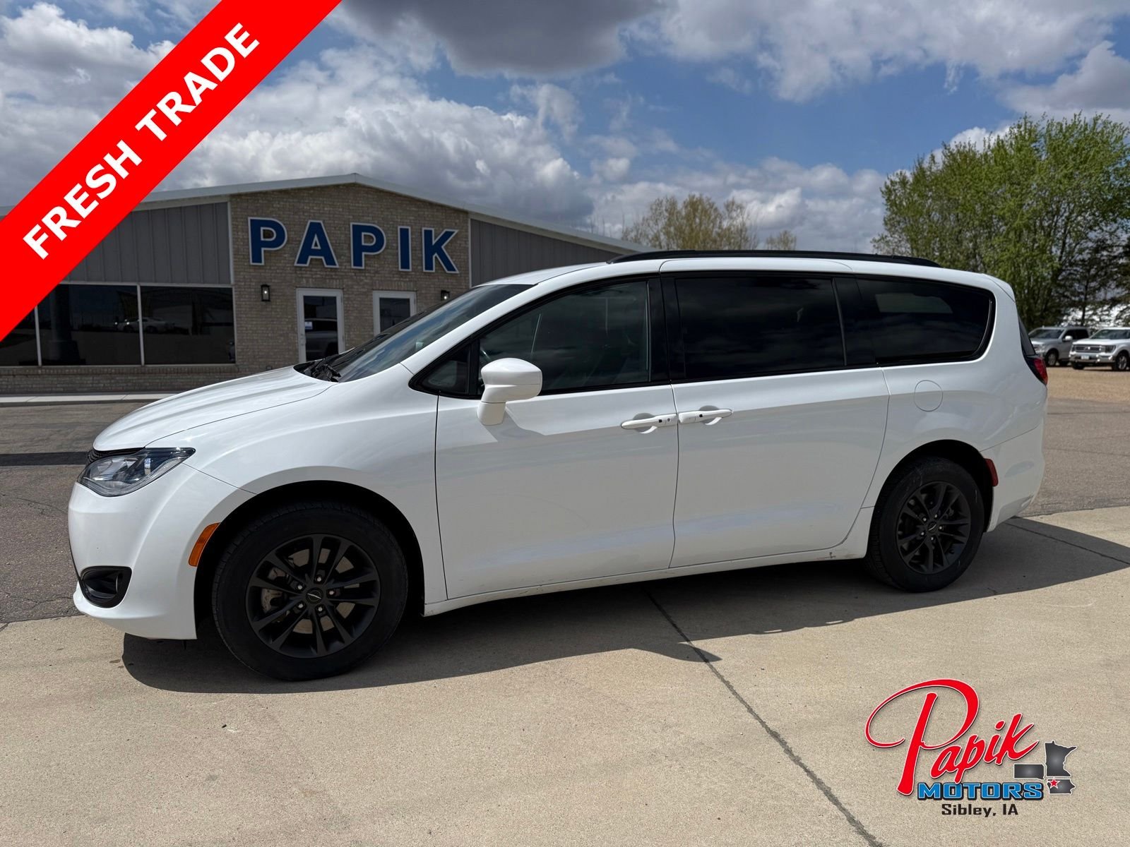 2020 Chrysler Pacifica 3.6 AWD LAUNCH EDITION AUTO 4WD's photo
