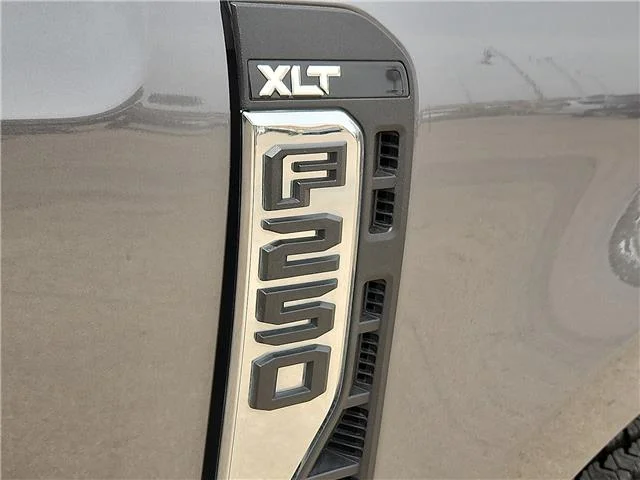 Used 2025 Gray Ford  image 8