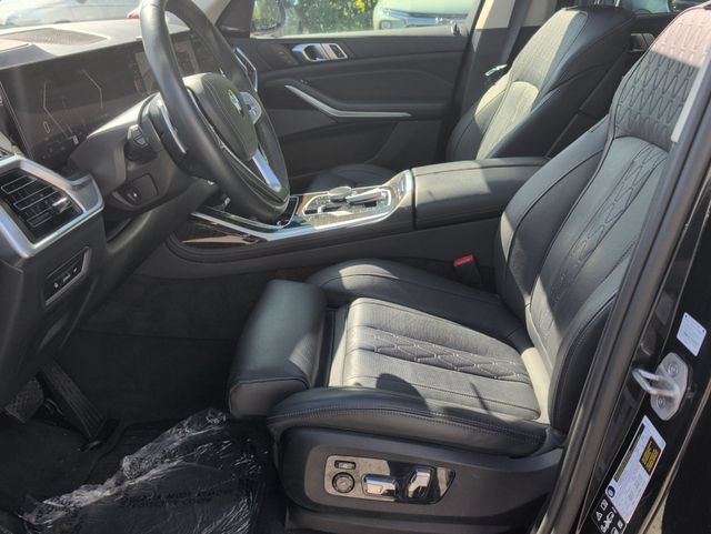 2025 BMW X7 40i - Photo 22