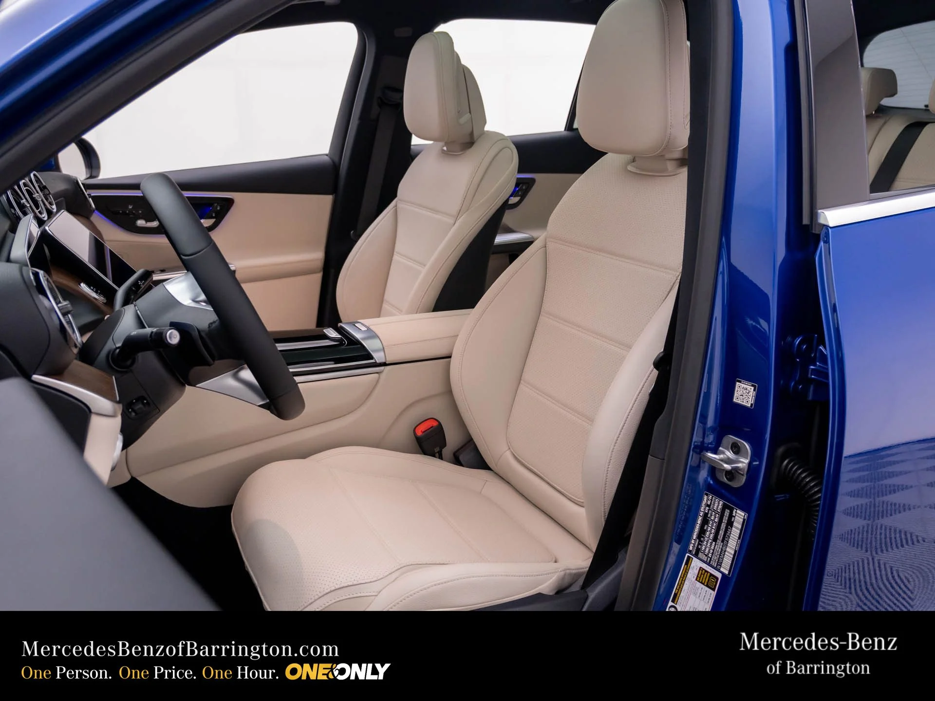 New 2026 Blue Mercedes-Benz GLC 300 image 19