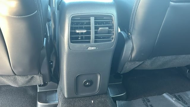 2025 Ford Escape Hybrid ST-Line - Photo 38