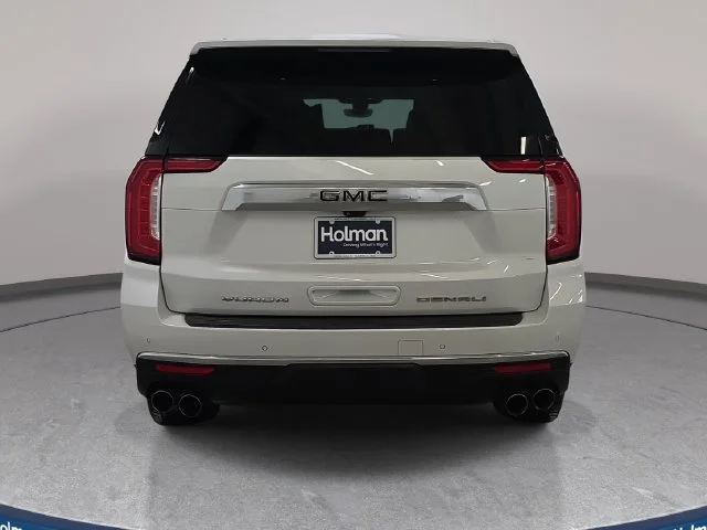 Used 2021 White GMC Denali image 7