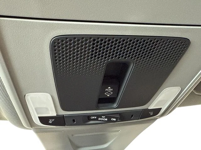 New 2026 Platinum White Pearl Acura Base image 21