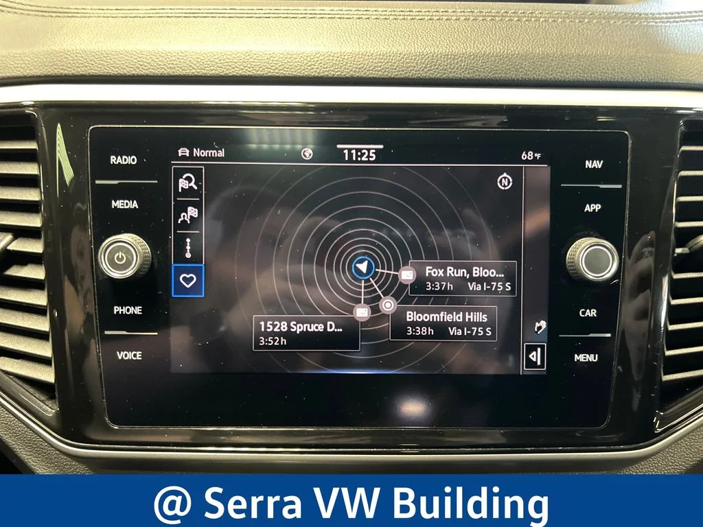 Used 2022  Volkswagen 3.6L V6 SEL R-Line image 25