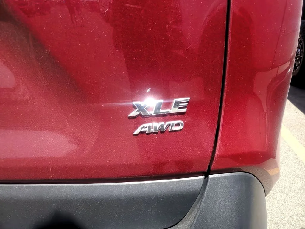 Used 2024 Ruby Flare Pearl Toyota XLE Premium image 14