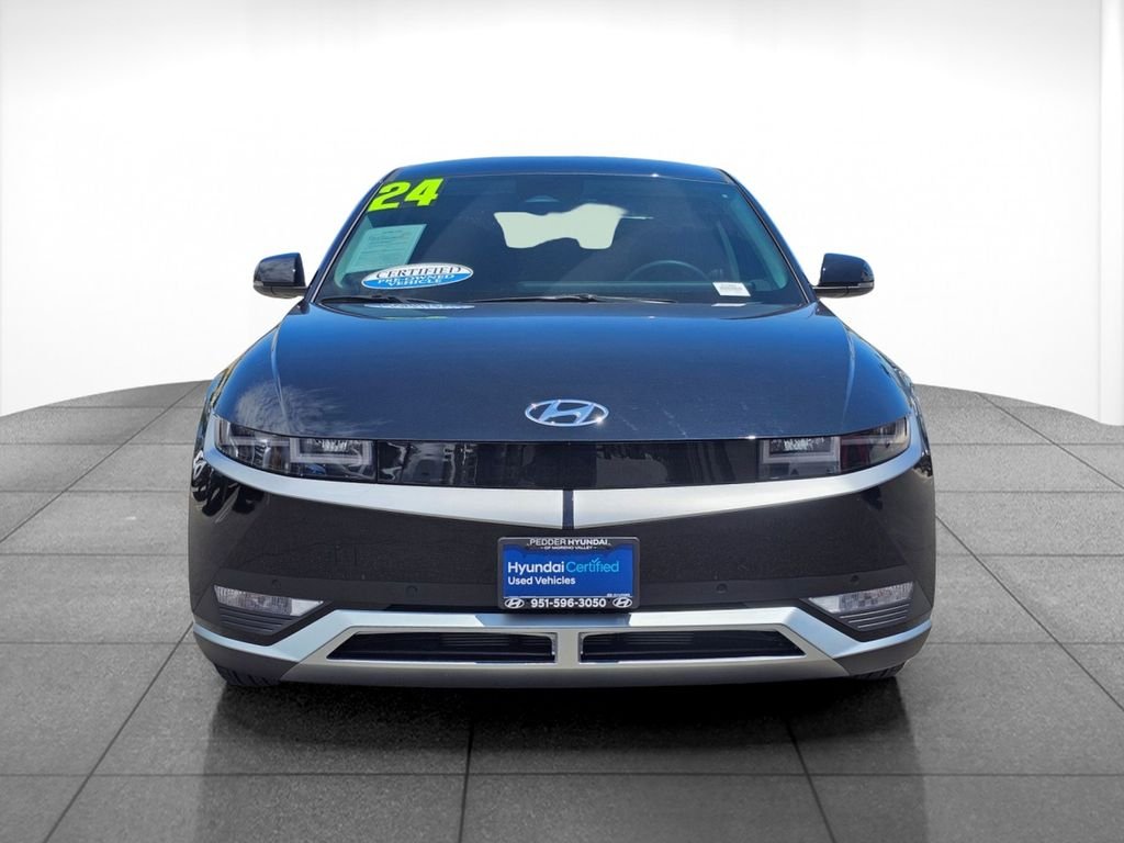 Certified Used 2024 Black Hyundai SEL image 2