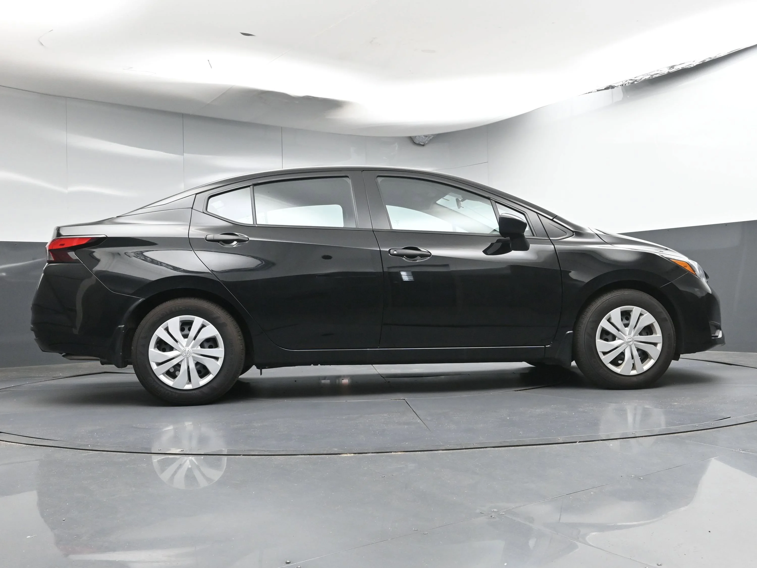 2025 Nissan Versa Sedan S - Photo 22